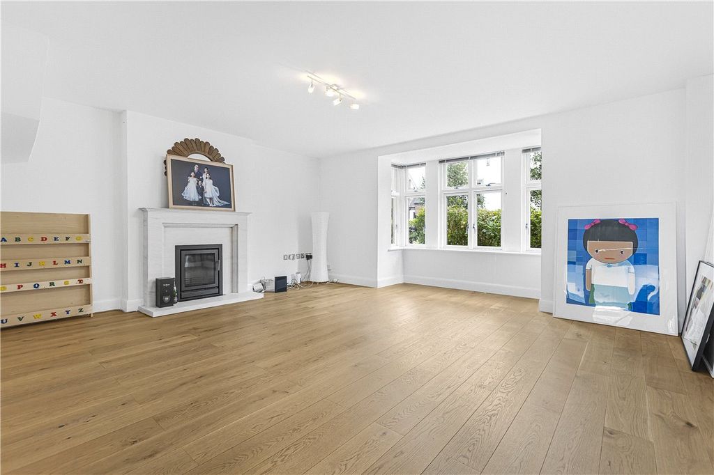 Property photo 3 of 27 Picture No. 03