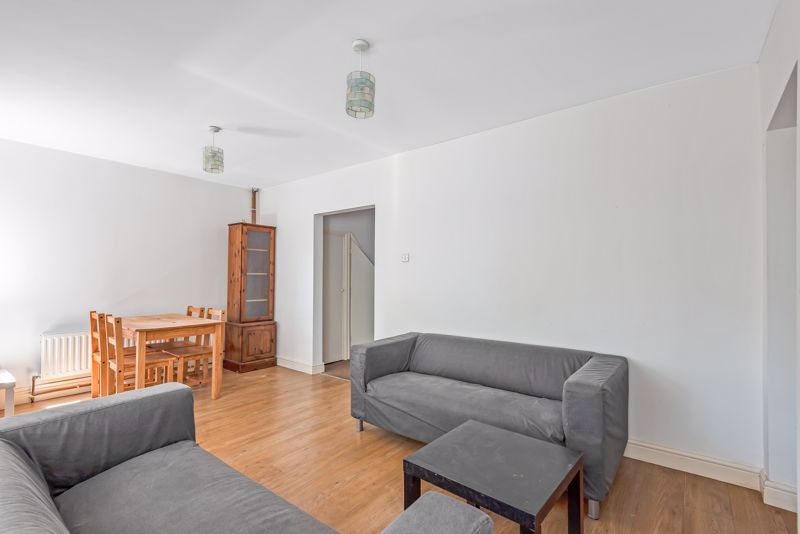 Property photo 3 of 13 Photo 2