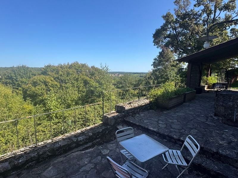 Property photo 2 of 24 Photo 2