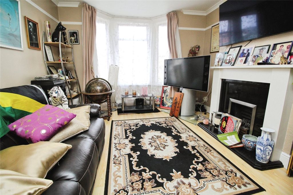 Property photo 2 of 13 Picture No. 02