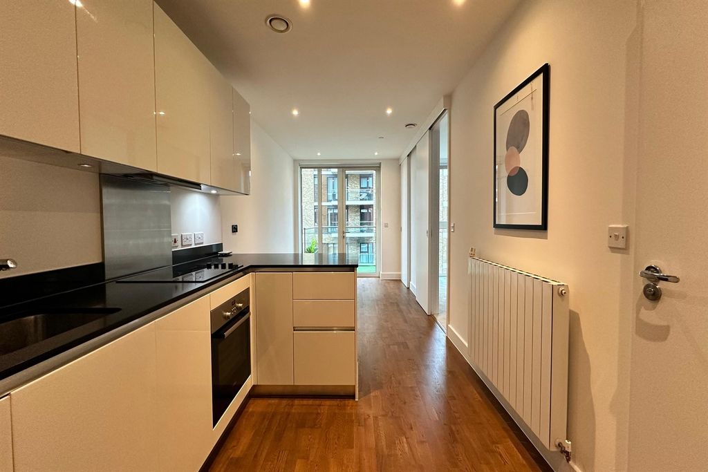 Property photo 1 of 18 (Main)
