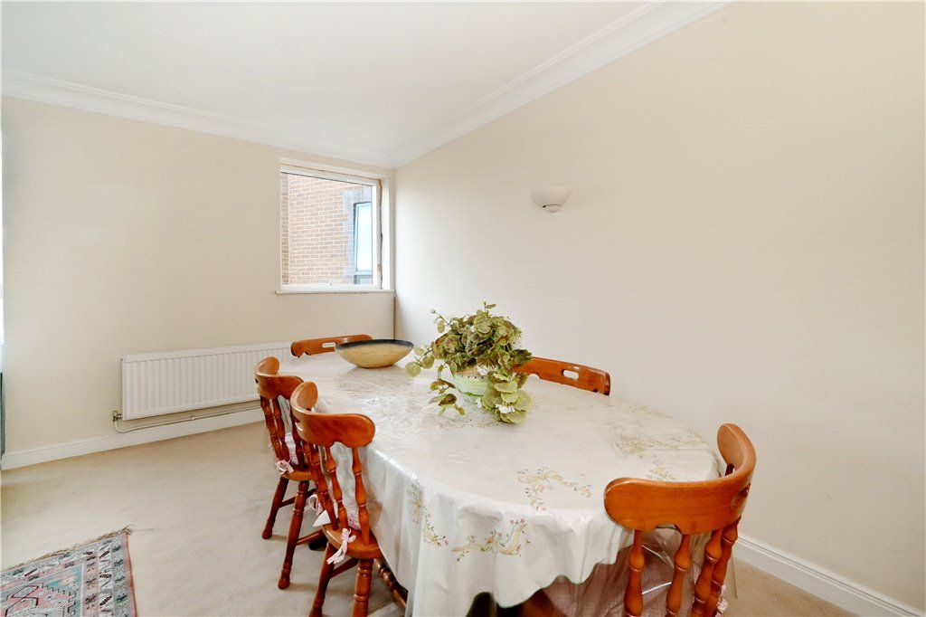 Property photo 2 of 8 Picture No. 07