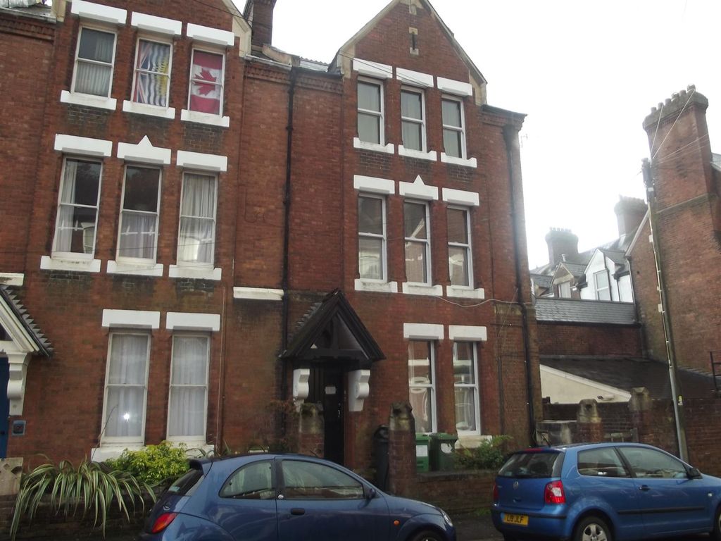 Property photo 1 of 6