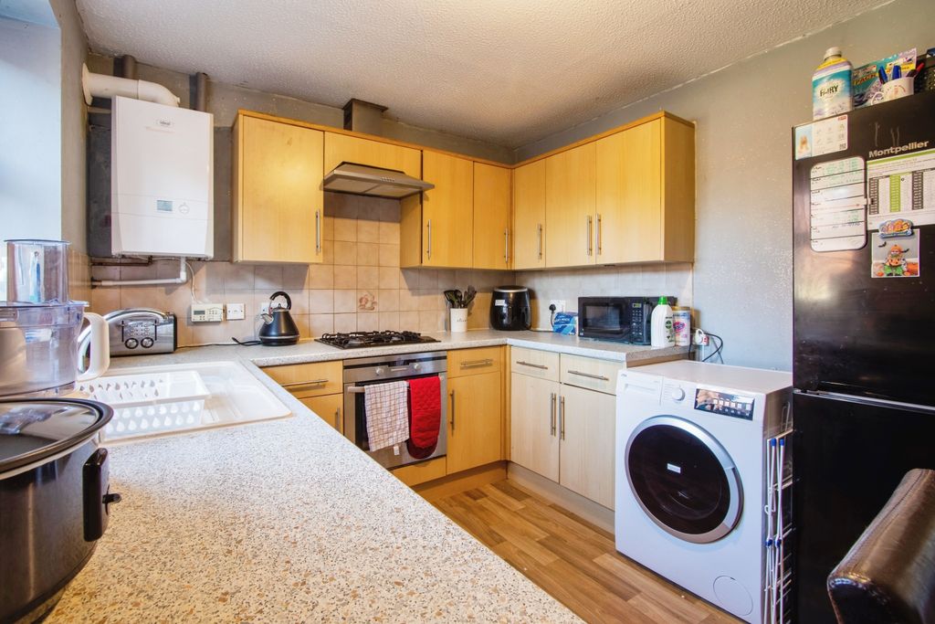 Property photo 3 of 18 Photography