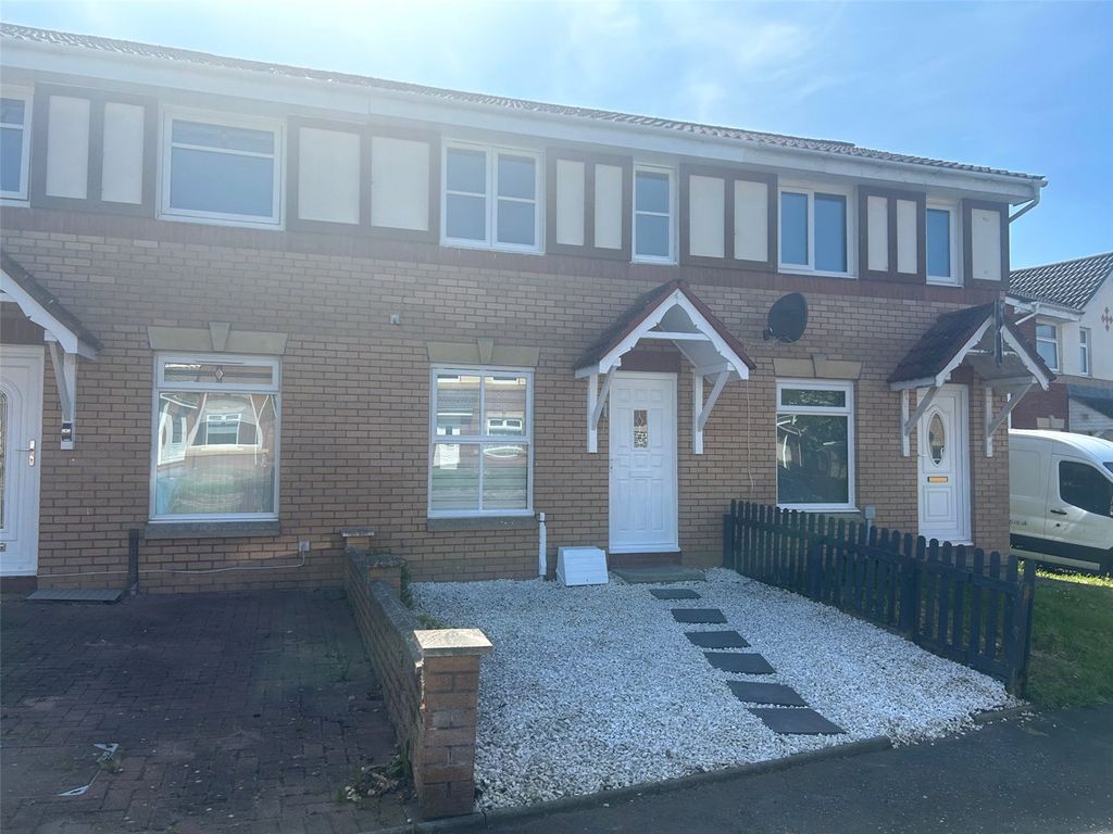 Property photo 1 of 7 Front View