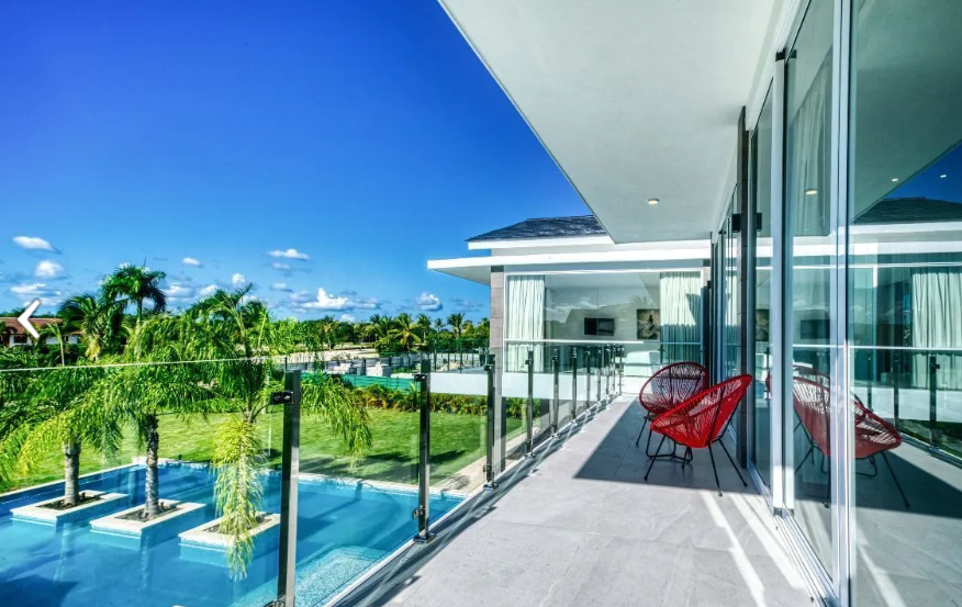 Property photo 3 of 18