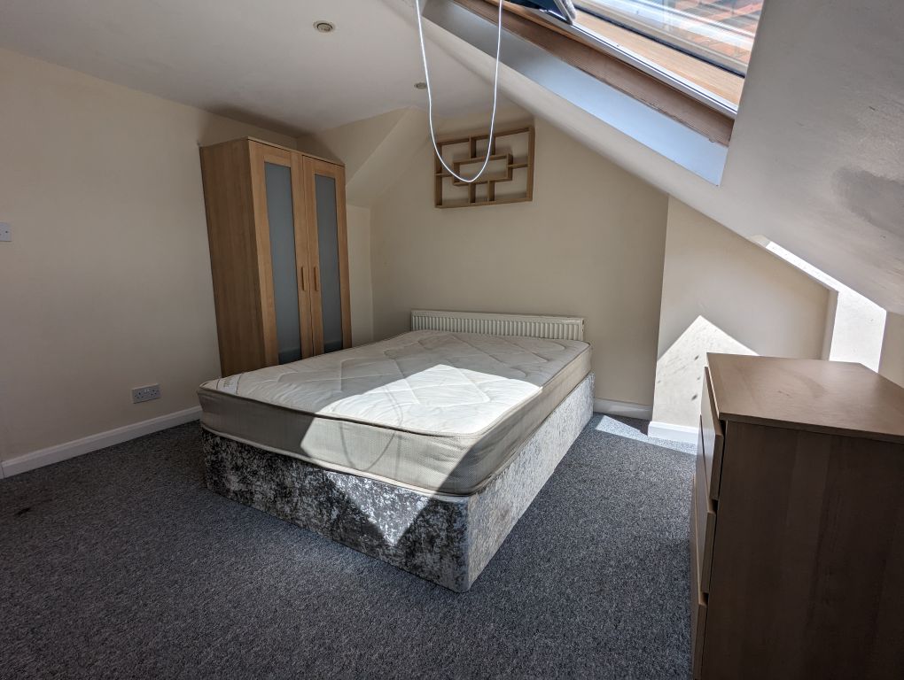 Property photo 3 of 14