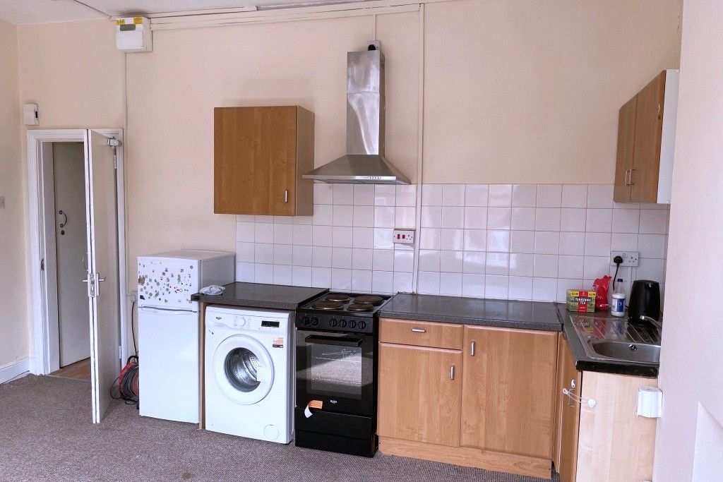 Property photo 1 of 7 One Bedroom Duplex Flat In Acocks Green