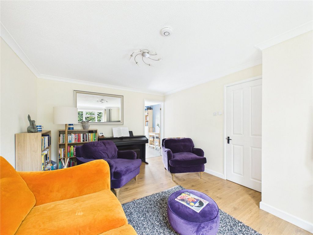 Property photo 2 of 28 Picture No. 06