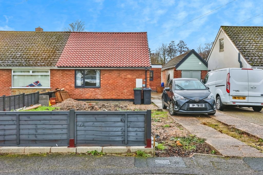 Property photo 2 of 15