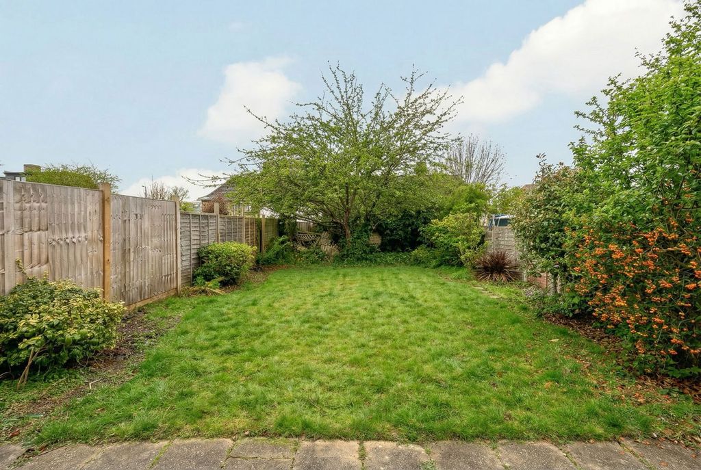 Property photo 2 of 29