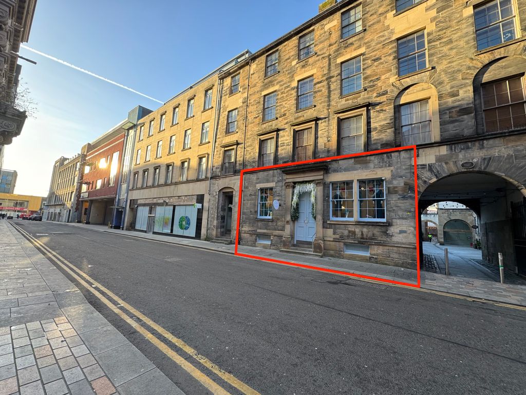 Property photo 3 of 4