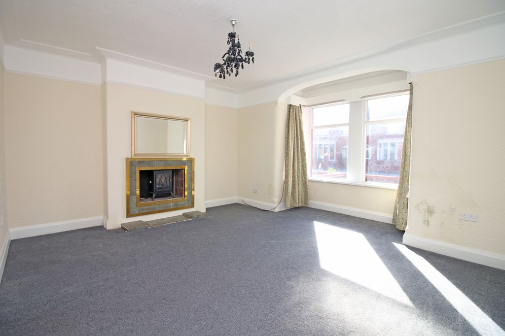 Property photo 2 of 24