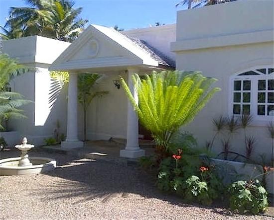 Property photo 2 of 9