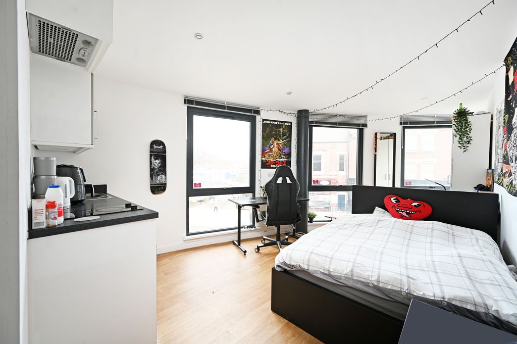 Property photo 2 of 10 Studio Apartment