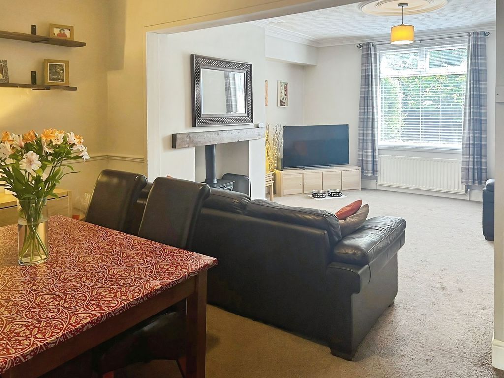 Property photo 3 of 19 Photo 7