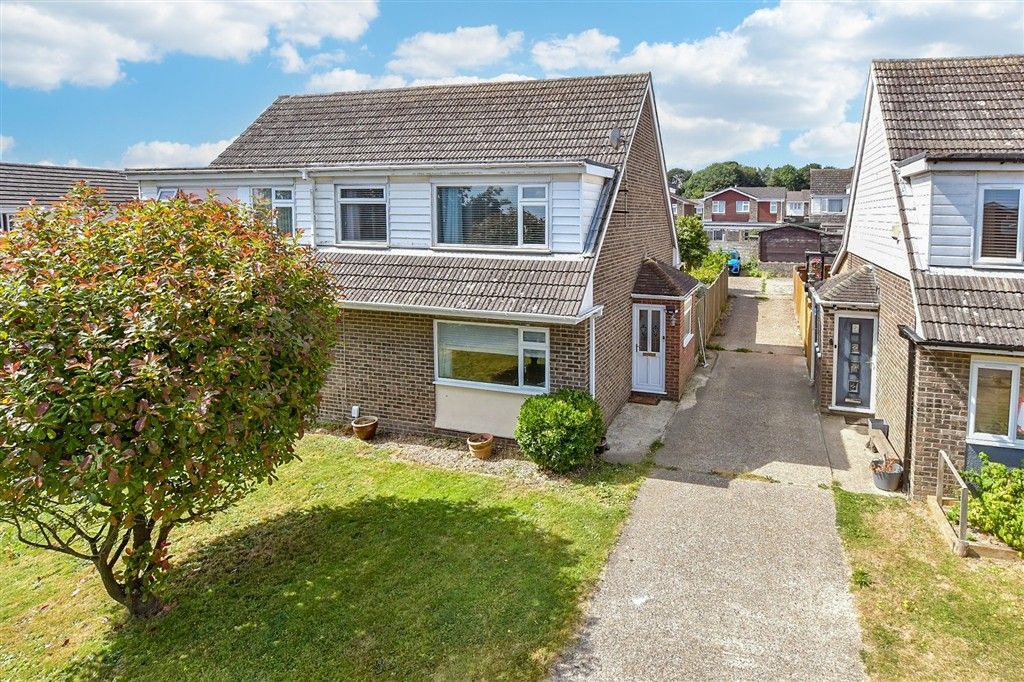 Property photo 1 of 13 External Front Web..