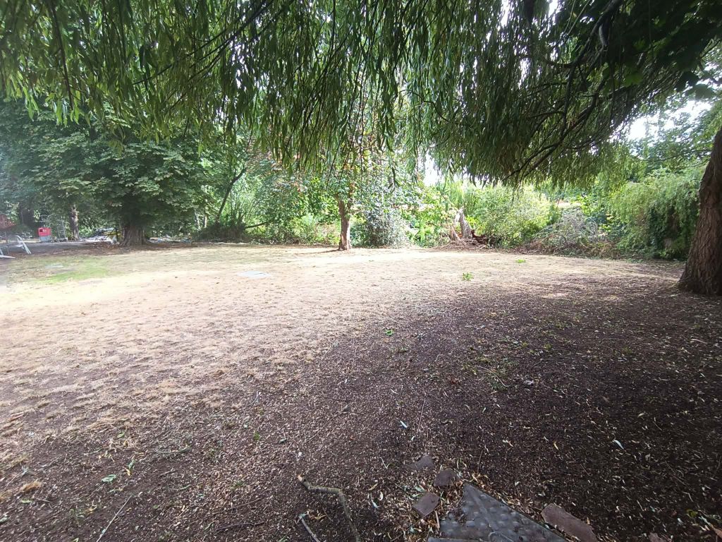 Property photo 3 of 4