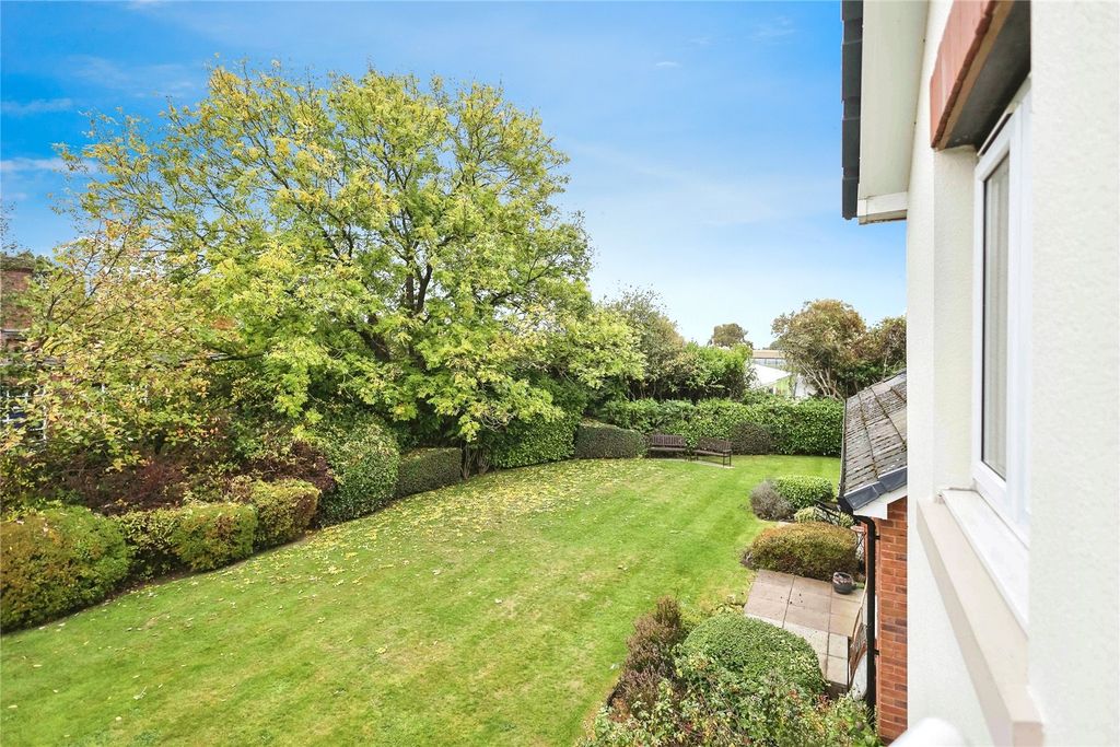 Property photo 1 of 10 View