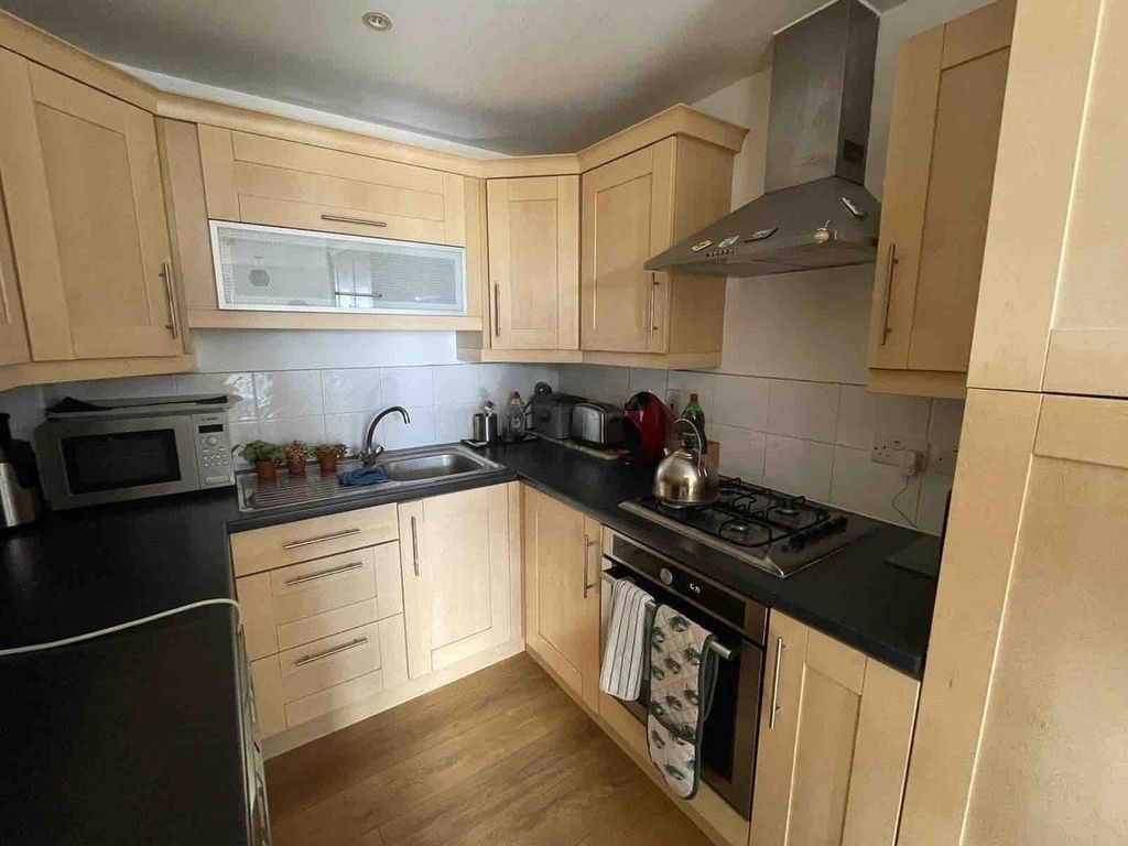 Property photo 2 of 8 Picture No. 06