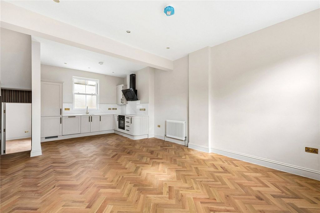 Property photo 2 of 11 Picture No. 09