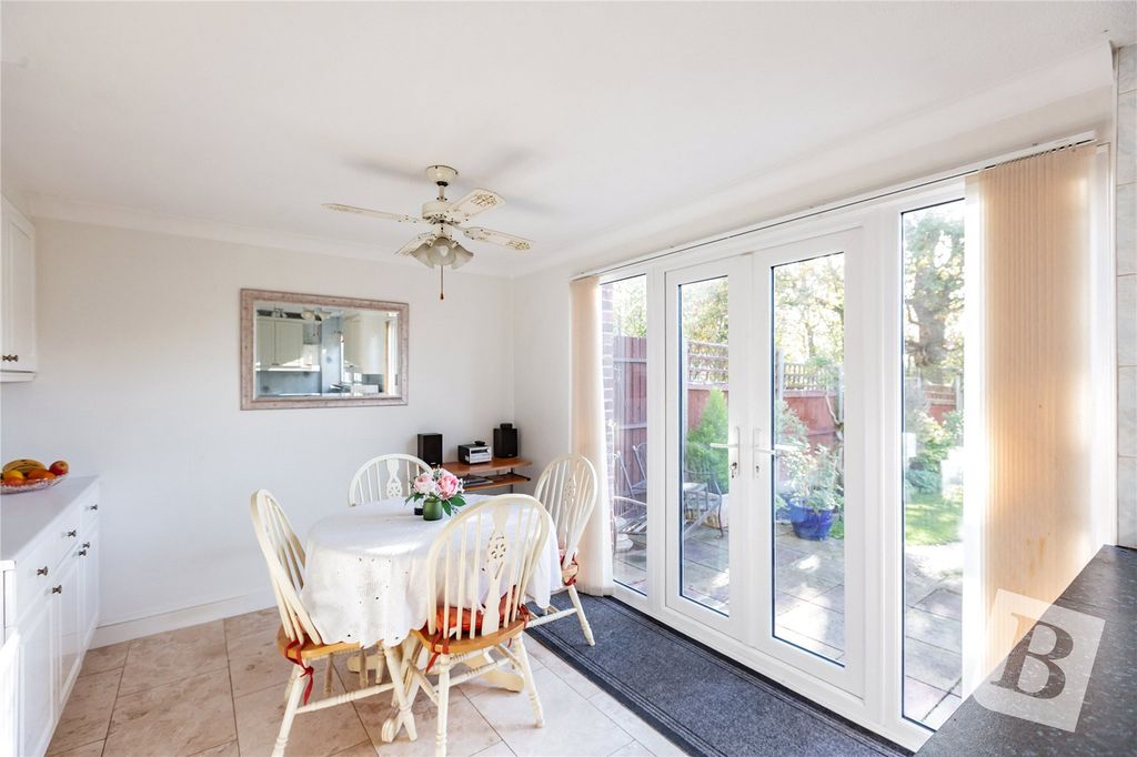 Property photo 3 of 20 Kitchen/Diner