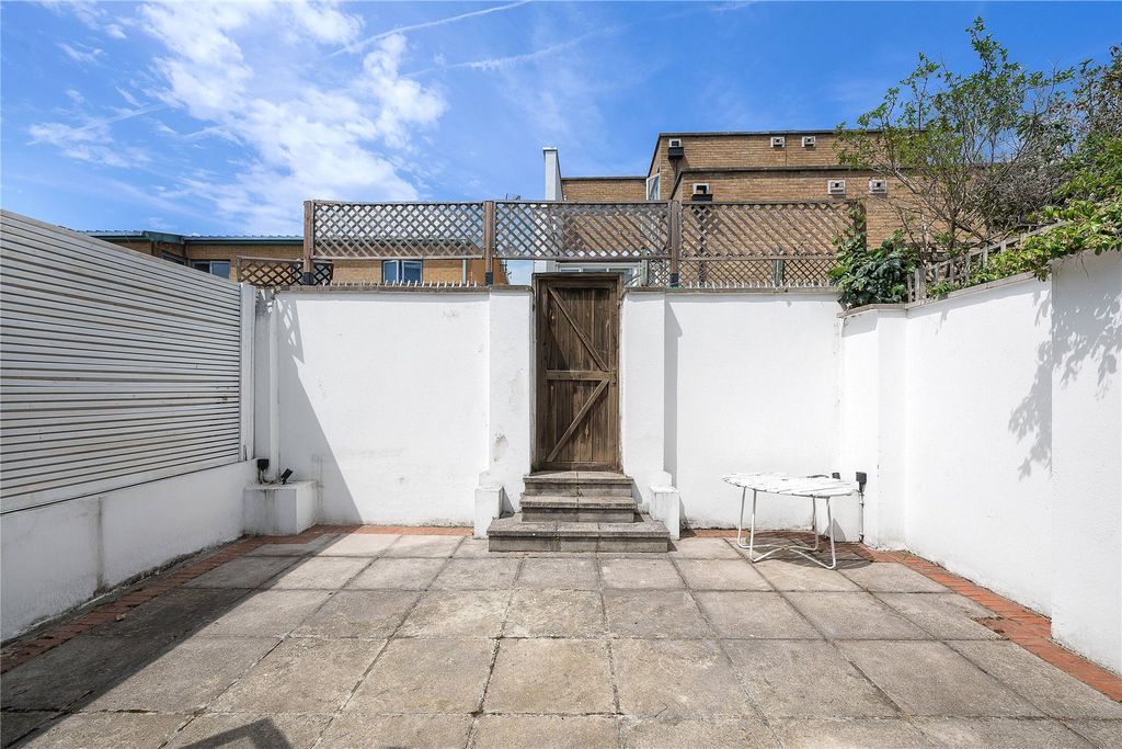 Property photo 3 of 7 Picture No. 09