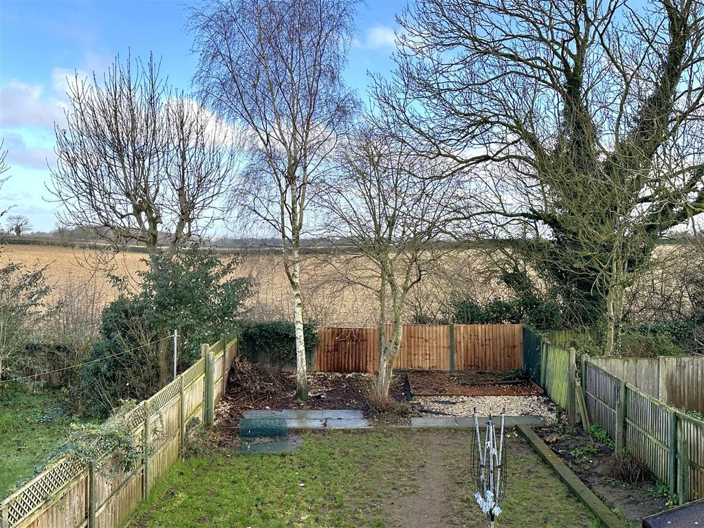 Property photo 3 of 14 Rear Garden With Unspoiled Outlook 351