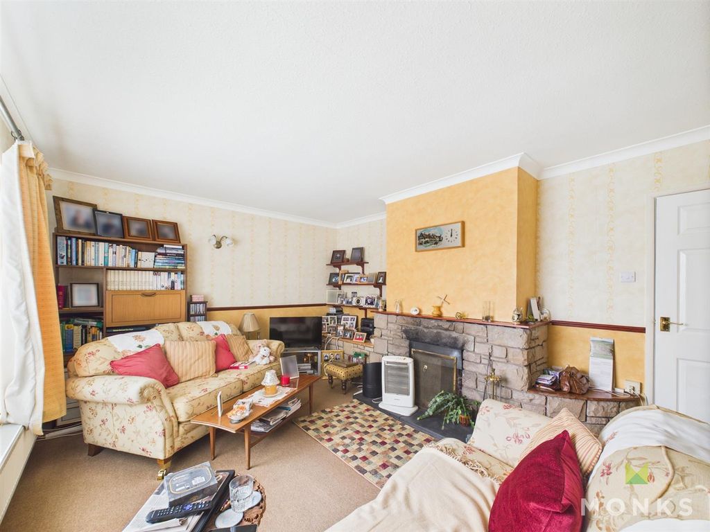 Property photo 3 of 17 Cam01520G0-Pr0254-Still007.Jpg