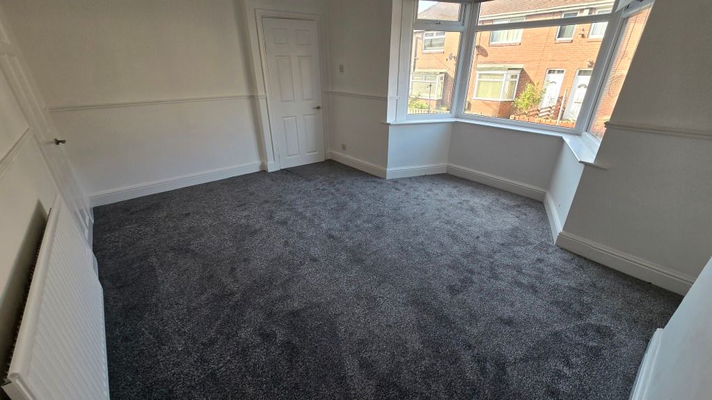 Property photo 3 of 8 Picture No. 15