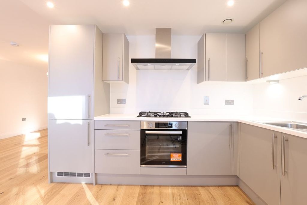 Property photo 3 of 21 Gallery