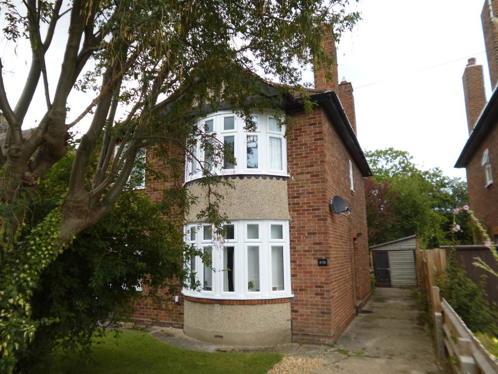 Property photo 1 of 7 P1020890