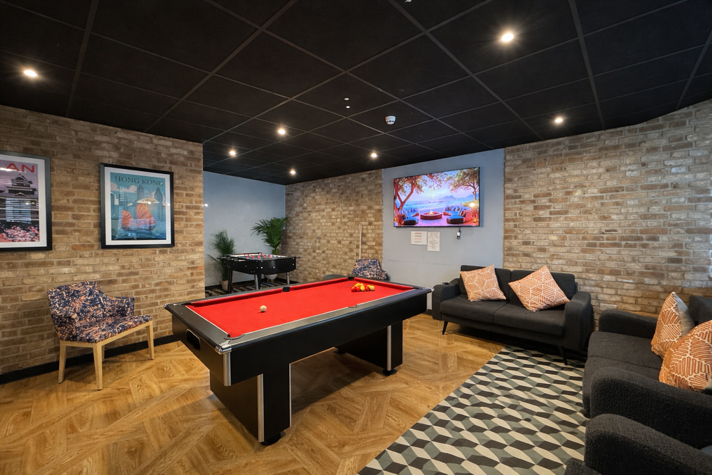 Property photo 3 of 8 Pool Room