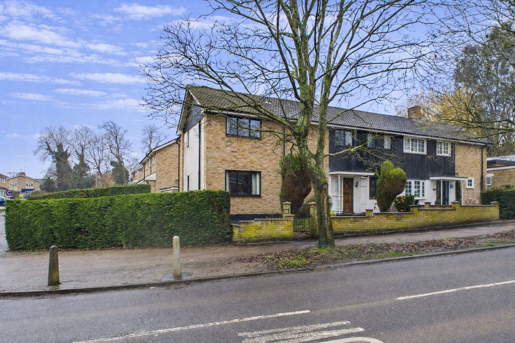 Property photo 1 of 26