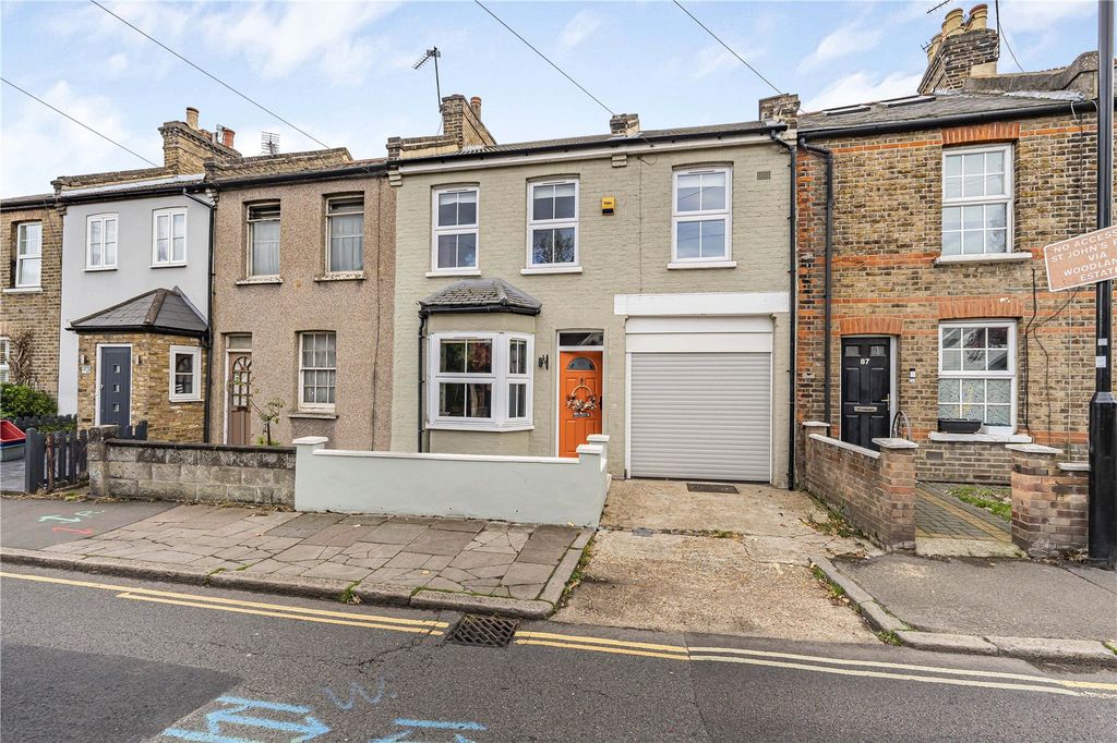 Property photo 1 of 18 Picture No. 14