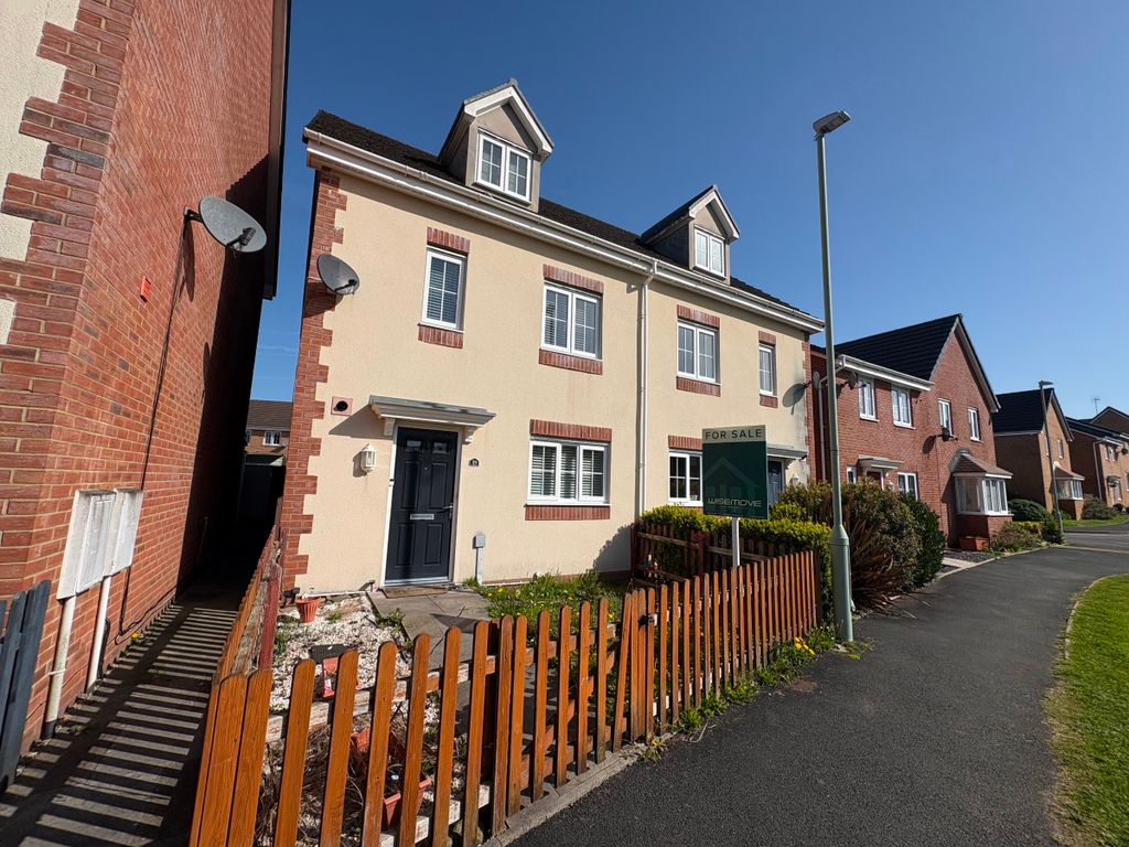 Property photo 1 of 25