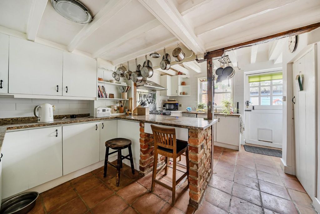 Property photo 3 of 23 1364249-17-68E6B0Bacaae7.Jpg