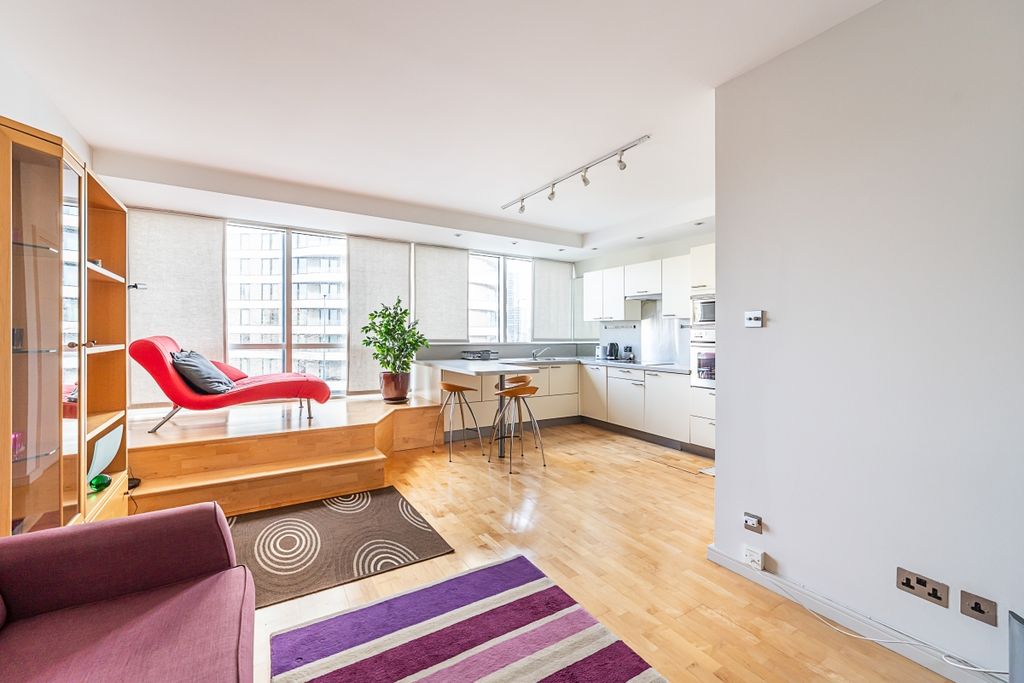 Property photo 1 of 18 Flat-16-The-Panor...