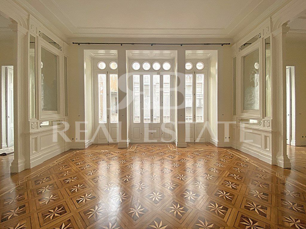 Property photo 3 of 34