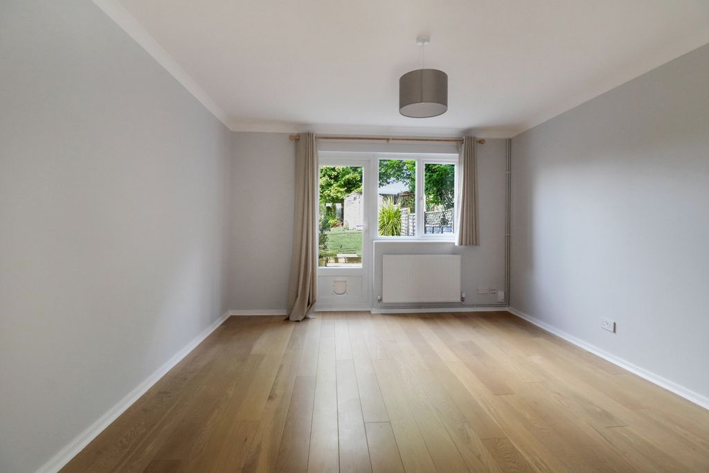 Property photo 3 of 10 Living And Dining Room