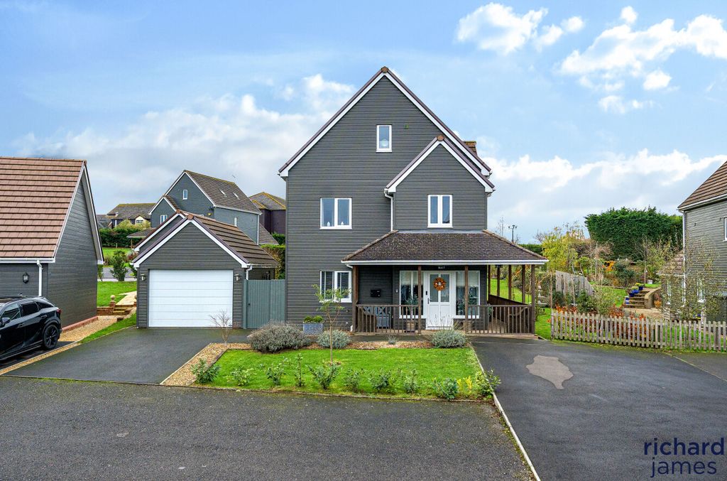 Property photo 1 of 24 859c8Ef14678448Da1c5228d6E7d965B