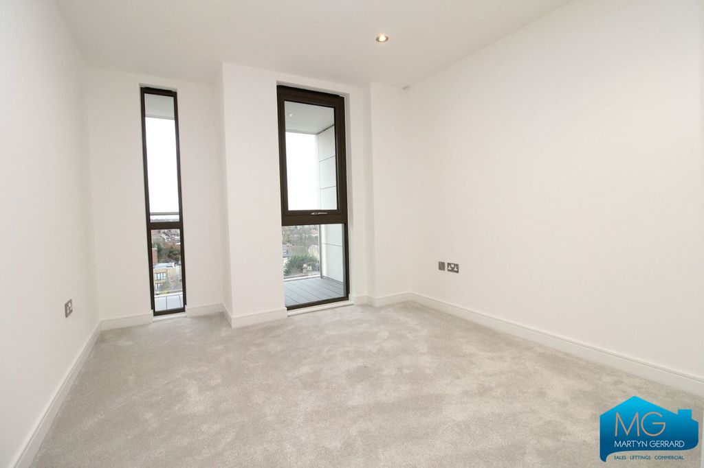 Property photo 3 of 10 Picture No. 27
