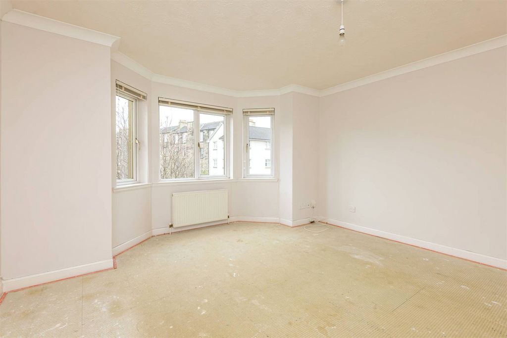 Property photo 2 of 20 Picture No. 18