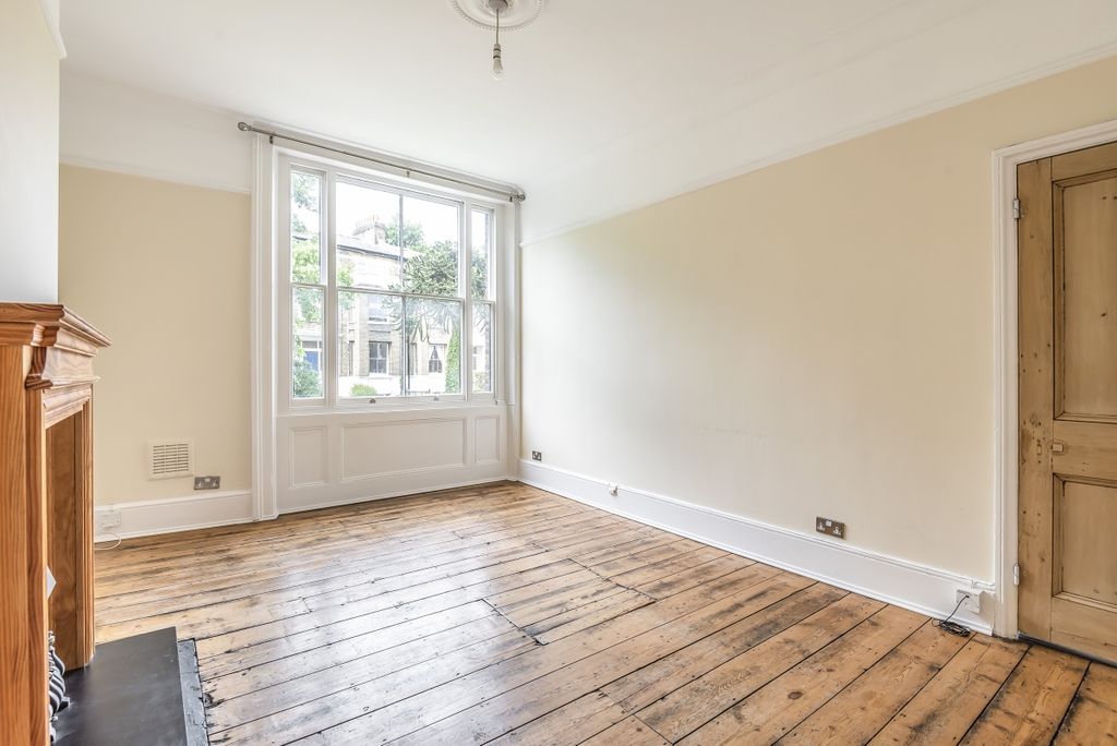 Property photo 1 of 14 608323 (3)