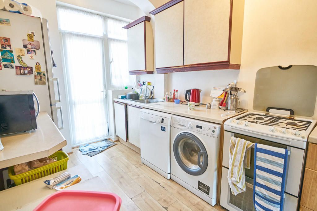 Property photo 2 of 3