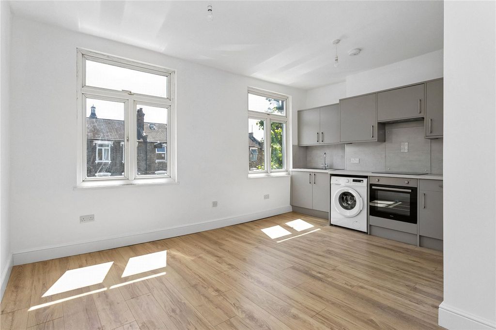 Property photo 1 of 6 Picture No. 02