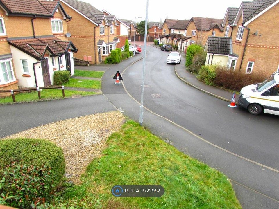 Property photo 2 of 14