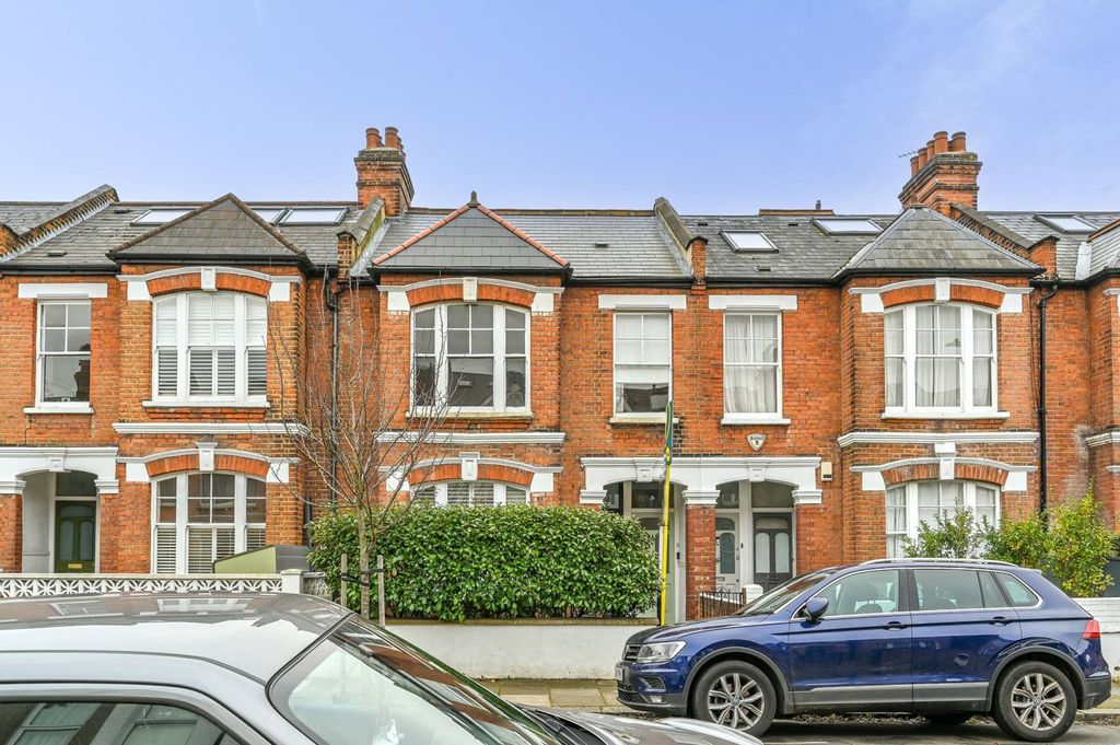 Property photo 2 of 7