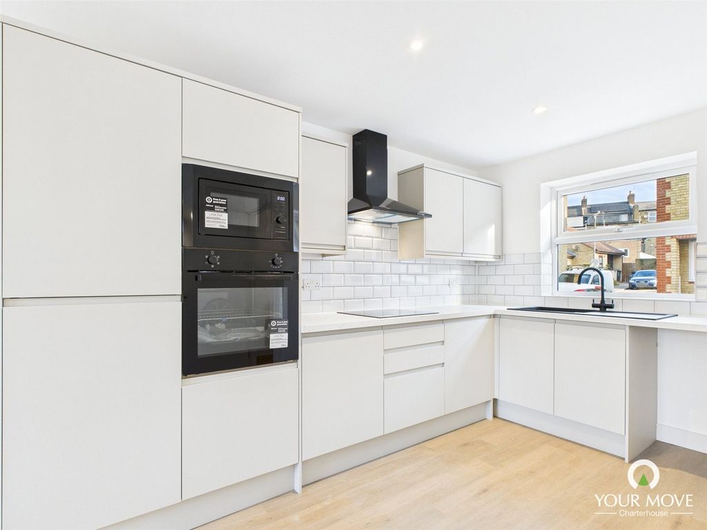 Property photo 2 of 16 Picture No. 07