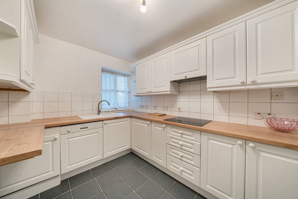 Property photo 2 of 11 Picture No. 03